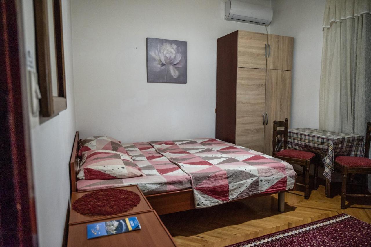 Hostel Center Ulcinj Eksteriør billede