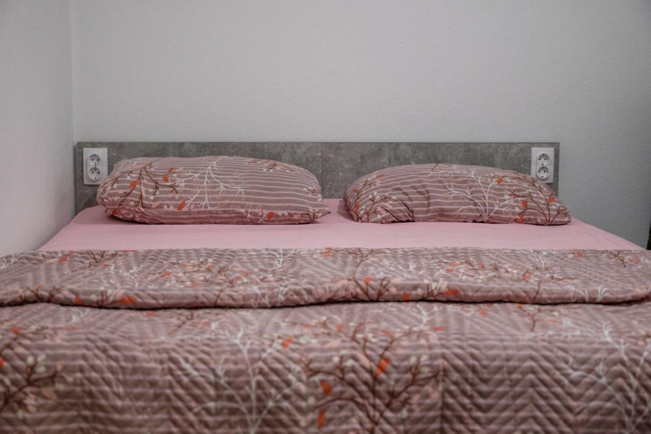 Hostel Center Ulcinj Eksteriør billede