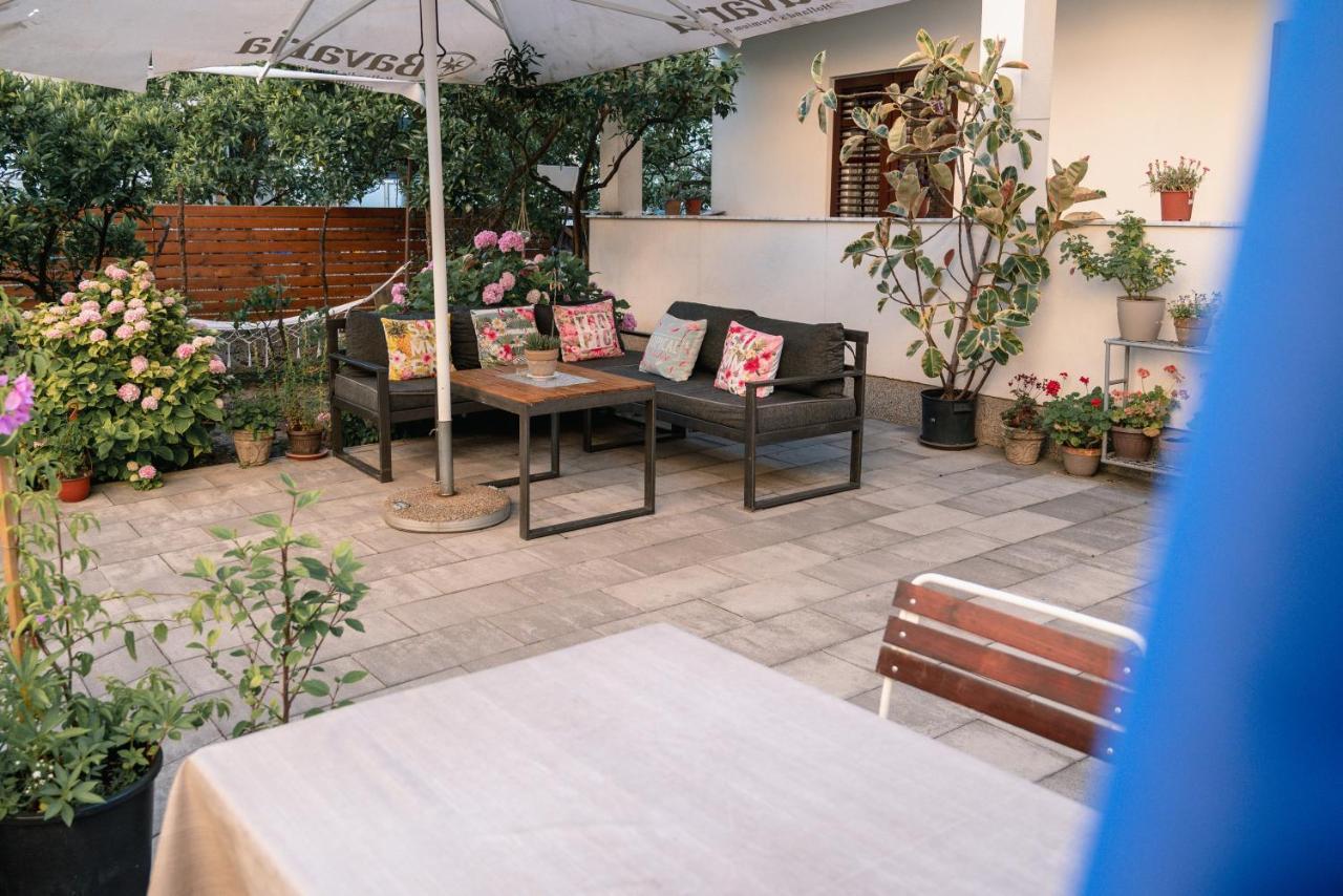 Hostel Center Ulcinj Eksteriør billede