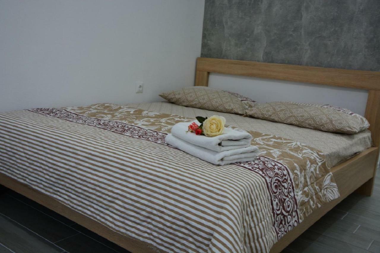 Hostel Center Ulcinj Eksteriør billede
